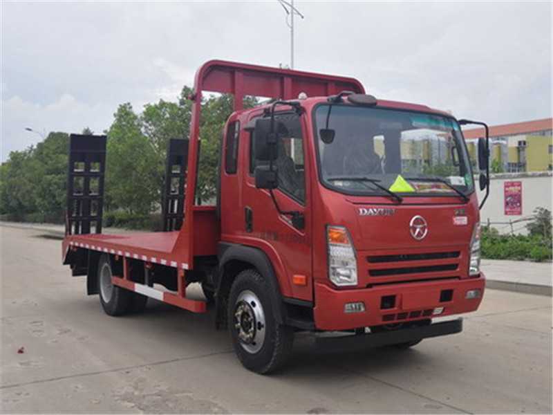 國(guó)六大運(yùn)黃牌平板運(yùn)輸車